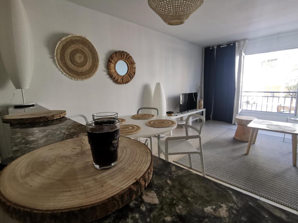 A 50 Metres De La Plage Et 10 Minutes Du Vieux Port 70M2 Sur La Corniche Vue Mer Marseille Kültér fotó